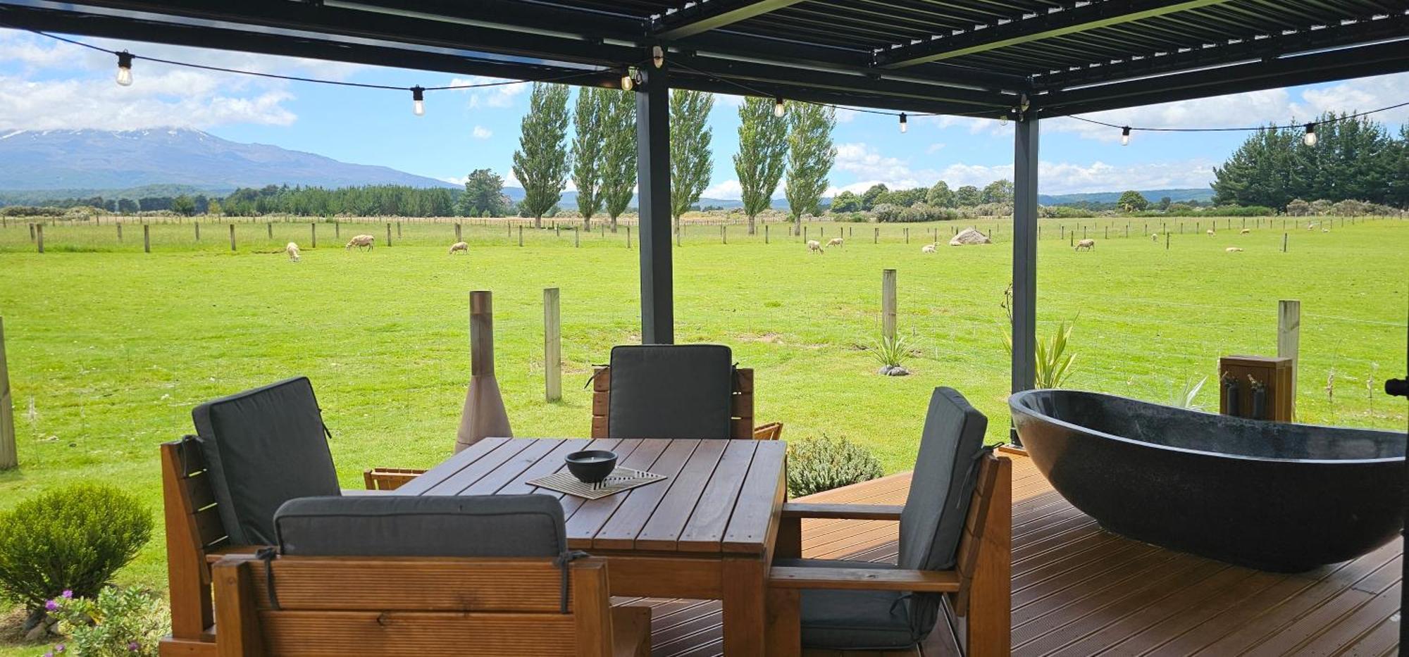 Mangateitei Views - Rangataua Tiny Home Ohakune Exterior photo
